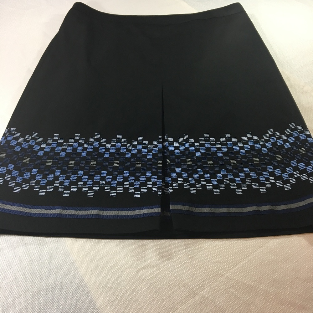 Ann Taylor Loft Black Skirt With Blue Design Sz 10